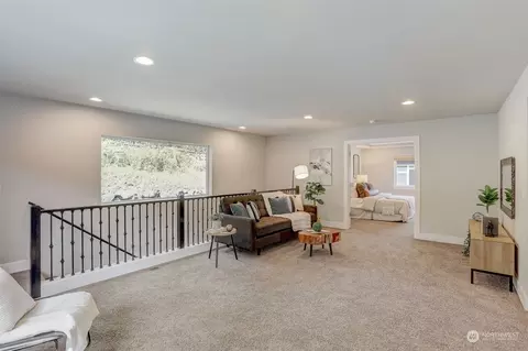 Living - 17604 3rd Ave SE, Bothell, WA 98012 photo 3 of 4