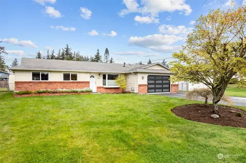 Exterior - 8425 Maple Ln, Edmonds, WA 98026 photo 6 of 6