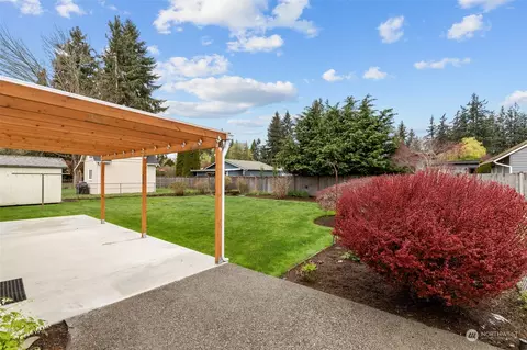 Exterior - 8425 Maple Ln, Edmonds, WA 98026 photo 5 of 6