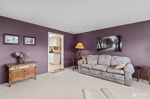 Living - 8425 Maple Ln, Edmonds, WA 98026 photo 2 of 4