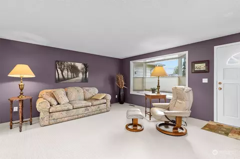 Living - 8425 Maple Ln, Edmonds, WA 98026 photo 1 of 4