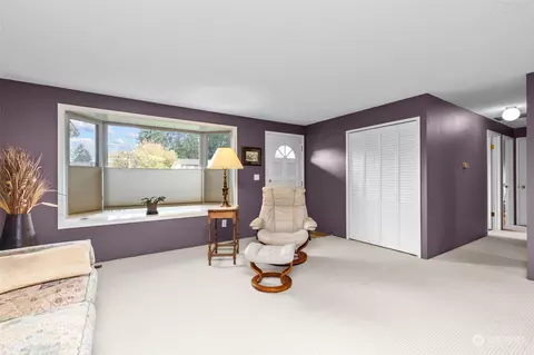 Bedroom - 8425 Maple Ln, Edmonds, WA 98026 photo 1 of 10