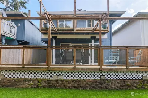 Exterior - 9028 11th Pl W, Everett, WA 98204 photo 10 of 10