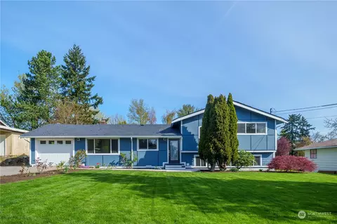 10434 SE 211th St, Kent, WA 98031