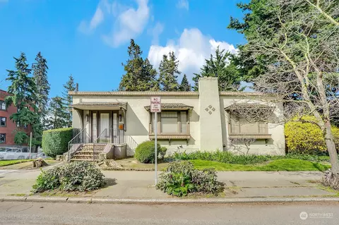 2203 Boylston Ave E, Seattle, WA 98102