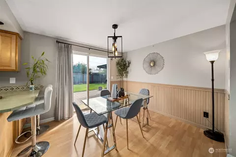Dining - 509 Harmony Ln, Enumclaw, WA 98022 photo 1 of 1