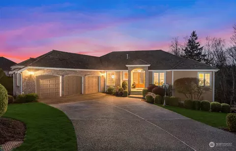 5579 152nd Pl SE, Bellevue, WA 98006