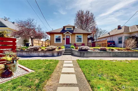 124 Locust St, Walla Walla, WA 99362