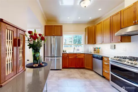 Kitchen - 124 Locust St, Walla Walla, WA 99362 photo 1 of 6