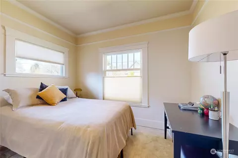 Bedroom - 124 Locust St, Walla Walla, WA 99362 photo 5 of 6