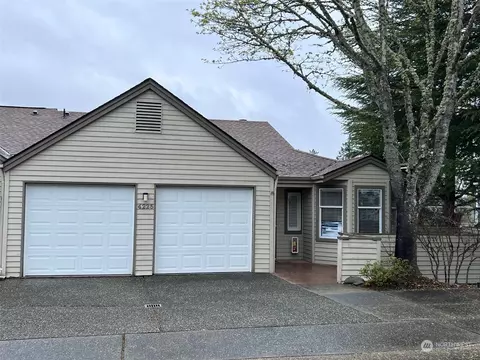 4225 Providence Point Dr SE #2096, Issaquah, WA 98029