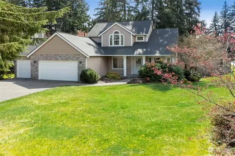 8706 173rd St E, Puyallup, WA 98375