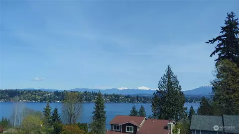 618 98th Dr NE, Lake Stevens, WA 98258