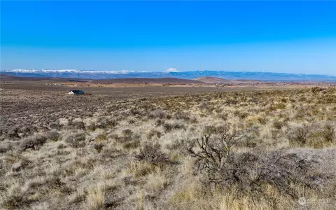 21 Sage Hills Dr, Ellensburg, WA 98926