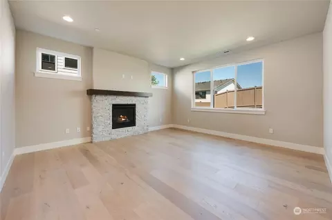 Living - 20332 125th Ave NE #SM 07, Bothell, WA 98011 photo 4 of 5