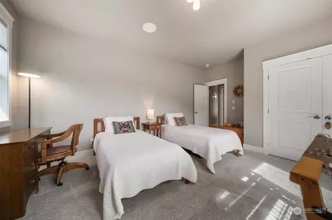 Bedroom - 75 Sunny Meadows Loop, Wenatchee, WA 98801 photo 7 of 7