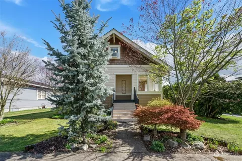 1305 Marion St, Enumclaw, WA 98022