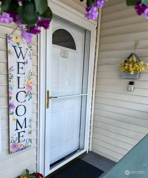 1830 S 336th St #G202, Federal Way, WA 98003