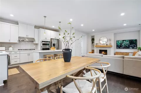 Dining - 18721 46th Ave SE, Bothell, WA 98012 photo 1 of 1
