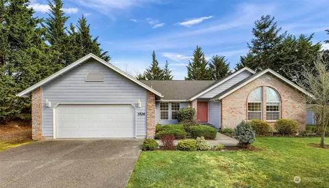 3526 S Grace Ln, Bellingham, WA 98226
