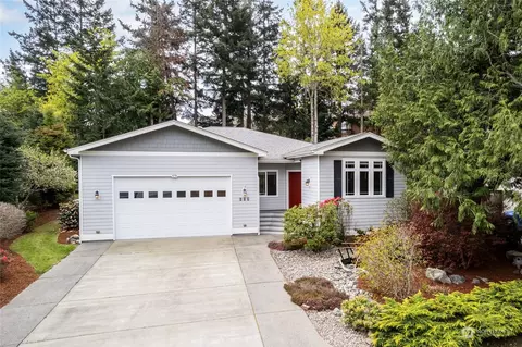 679 Muckleshoot Cir, La Conner, WA 98257