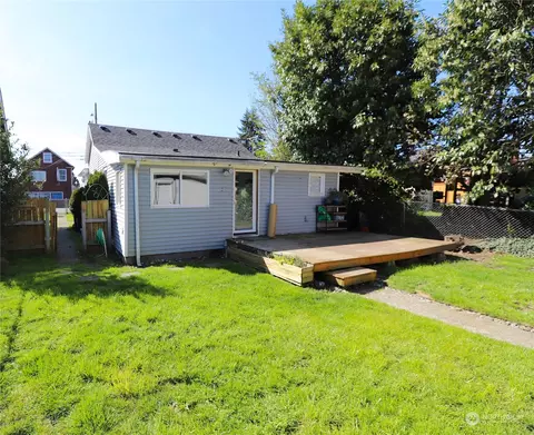 905 S 56th St, Tacoma, WA 98408