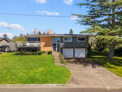 22930 18th Ave S, Des Moines, WA 98198