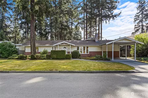 8946 121st Ave SE, Newcastle, WA 98056