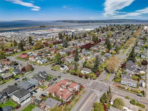 View/Area - 1906 Colby Ave #6, Everett, WA 98201 photo 7 of 7