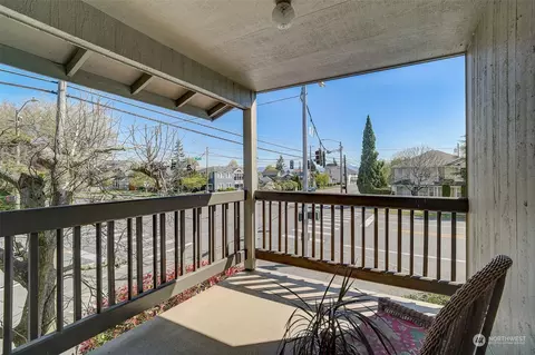 Exterior - 1906 Colby Ave #6, Everett, WA 98201 photo 5 of 8