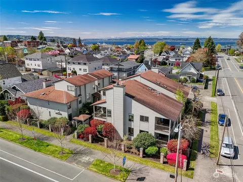 View/Area - 1906 Colby Ave #6, Everett, WA 98201 photo 5 of 7
