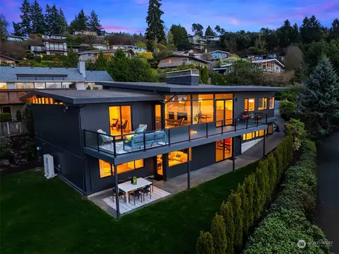 12660 Shorewood Dr SW, Burien, WA 98146