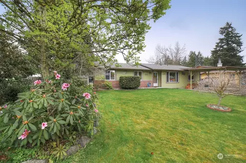 19137 Karl Pl NE, Poulsbo, WA 98370
