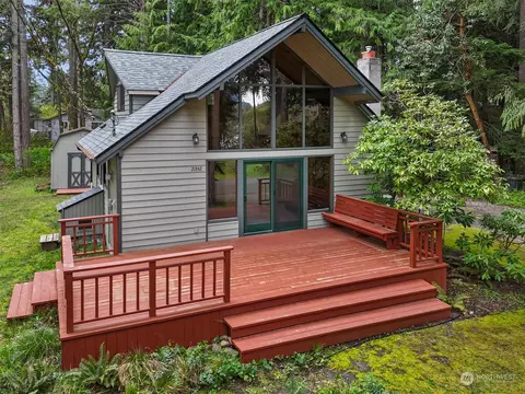 21842 Beachside Dr SE, Yelm, WA 98597