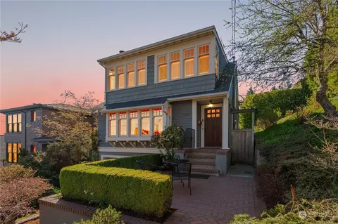 1111 Nob Hill Ave N, Seattle, WA 98109