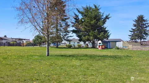 Exterior - 43406 228th Ave SE, Enumclaw, WA 98022 photo 13 of 14