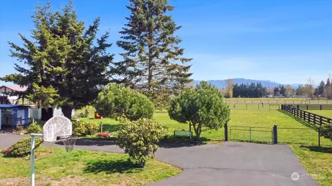 View/Area - 43406 228th Ave SE, Enumclaw, WA 98022 photo 1 of 4