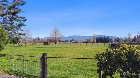 Exterior - 43406 228th Ave SE, Enumclaw, WA 98022 photo 8 of 14
