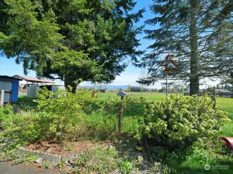 Exterior - 43406 228th Ave SE, Enumclaw, WA 98022 photo 7 of 14