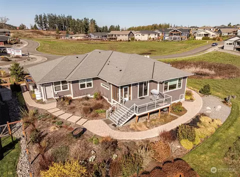 Exterior - 11 Ridgefield Rd, Sequim, WA 98382 photo 5 of 14