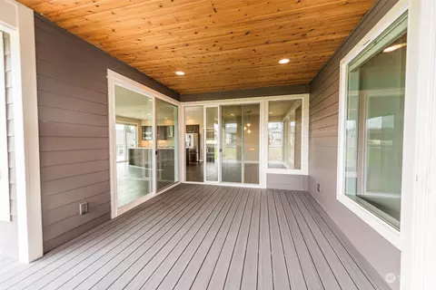 Exterior - 11 Ridgefield Rd, Sequim, WA 98382 photo 10 of 14