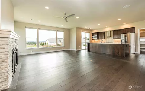 Living - 11 Ridgefield Rd, Sequim, WA 98382 photo 3 of 4