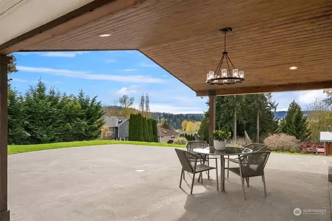 Exterior - 8429 NE 177th St, Bothell, WA 98011 photo 3 of 6