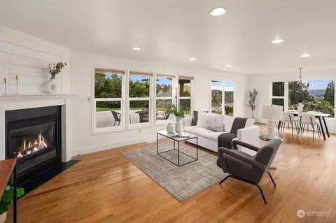 Living - 8429 NE 177th St, Bothell, WA 98011 photo 1 of 3