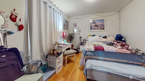 Bedroom - 2120 Madison St, Everett, WA 98203 photo 1 of 7