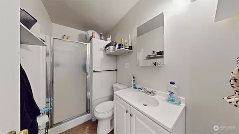 Bath - 2120 Madison St, Everett, WA 98203 photo 3 of 3