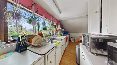 Kitchen - 2120 Madison St, Everett, WA 98203 photo 3 of 4