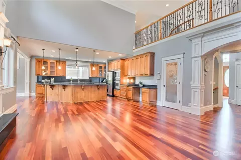 Kitchen - 11407 53rd Ave SE, Everett, WA 98208 photo 3 of 5