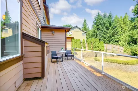 Exterior - 11407 53rd Ave SE, Everett, WA 98208 photo 3 of 7