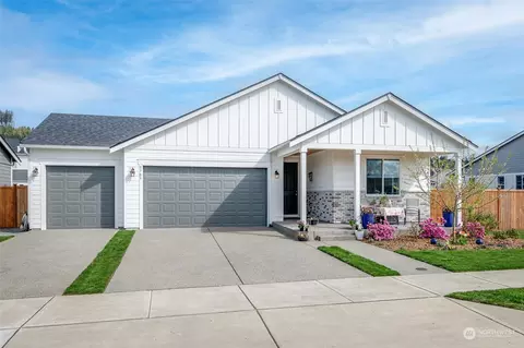 Exterior - 5703 157th Avenue Ct E, Sumner, WA 98390 photo 9 of 11